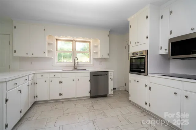 $310,000 | 6517 Elmwood Circle, Charlotte, NC 28214