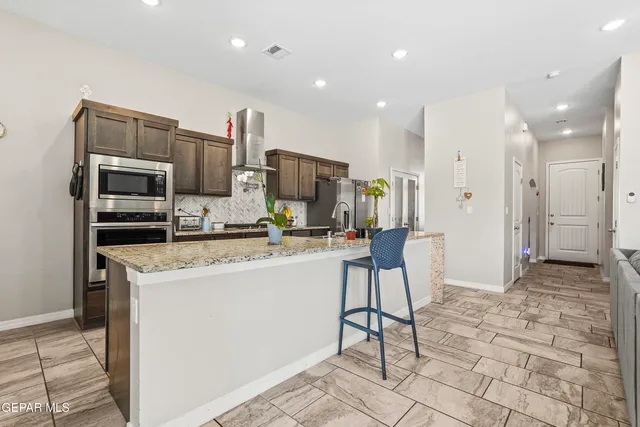 $339,950 | 352 Mercy Tellez, El Paso, TX 79927