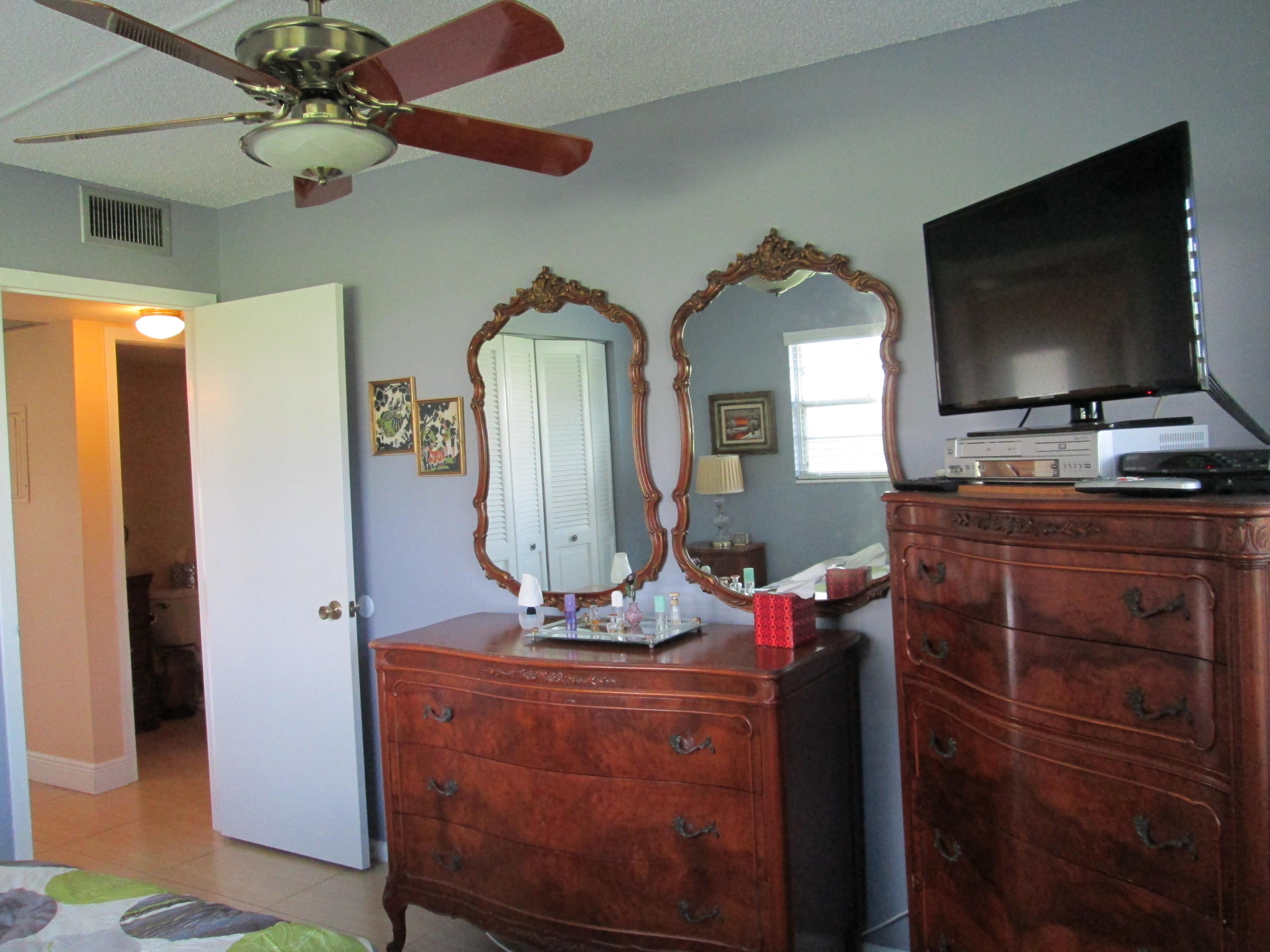 46 Suffolk B Boca Raton, FL 33434 - Photo 7 of 15 master bedroom 3