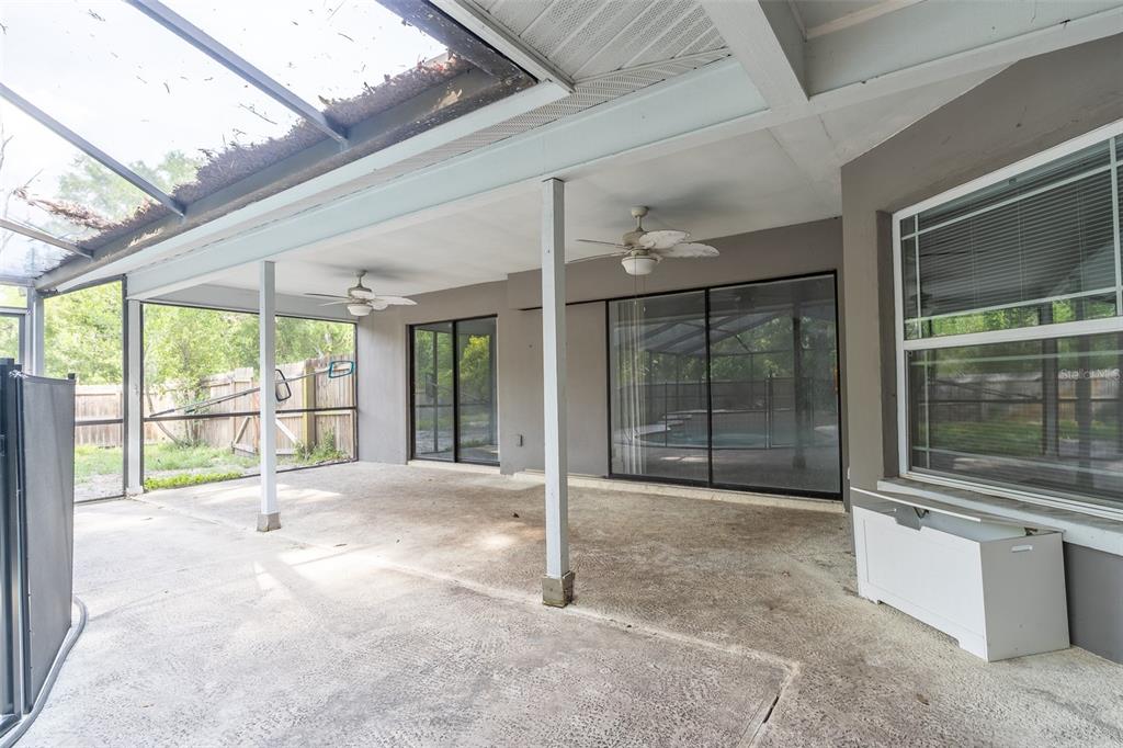2402 Prairie Place Lutz, FL 33549 - Photo 36 of 40