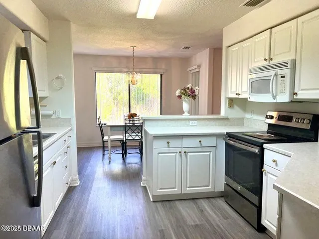 $1,850 | 129 Blue Heron Drive, Unit A, Daytona Beach, FL 32119