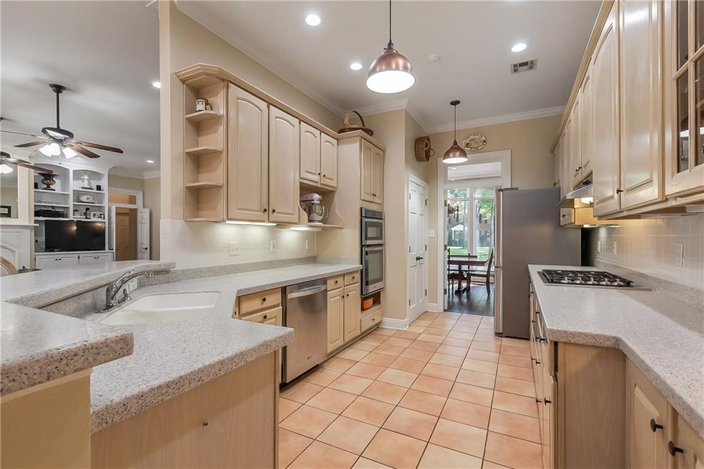 1260 Rue Beauvais Mandeville, LA 70471 - Photo 8 of 23 Gallery Image 8