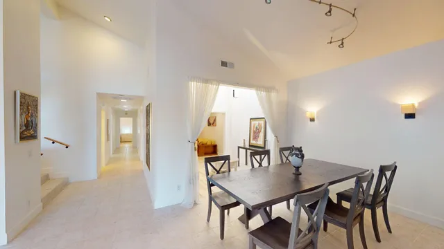 $685,000 | 162 Lost River Drive, Palm Desert, CA 92211