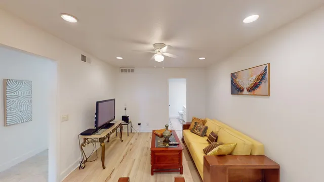 $685,000 | 162 Lost River Drive, Palm Desert, CA 92211