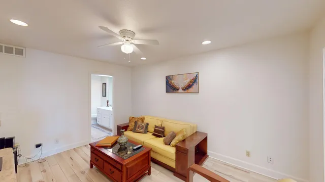 $685,000 | 162 Lost River Drive, Palm Desert, CA 92211