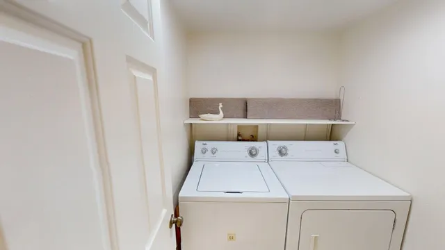 $685,000 | 162 Lost River Drive, Palm Desert, CA 92211