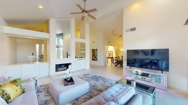 $685,000 | 162 Lost River Drive, Palm Desert, CA 92211