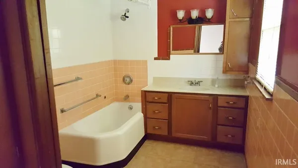 $1,475 | 2117 North Salisbury Street, West Lafayette, IN 47906