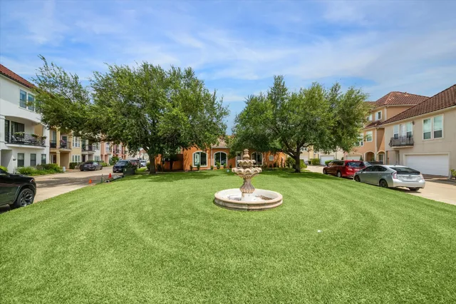 $2,800 | 7231 Laguna Villas, Houston, TX 77036