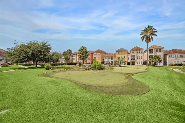 $2,800 | 7231 Laguna Villas, Houston, TX 77036