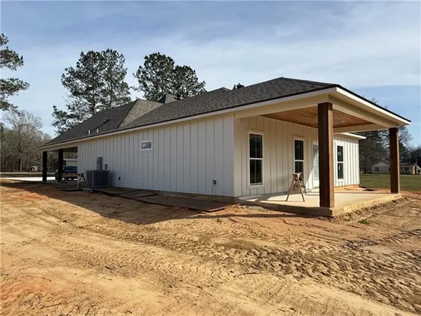 $349,400 | 156 Locker Road, Deville, LA 71328