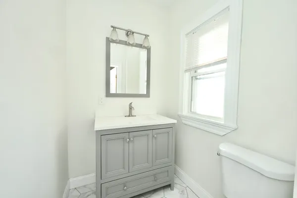 $3,350 | 488 Pleasant Street, Unit 1, Malden, MA 02148