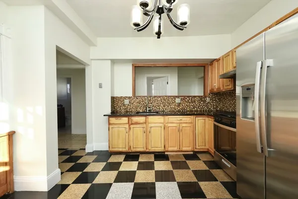 $3,350 | 488 Pleasant Street, Unit 1, Malden, MA 02148