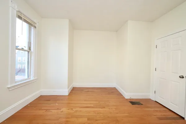 $3,350 | 488 Pleasant Street, Unit 1, Malden, MA 02148