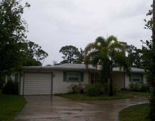 3845 Southeast Cove Road Stuart, FL 34997 - Photo 1 of 11 Primary Photo