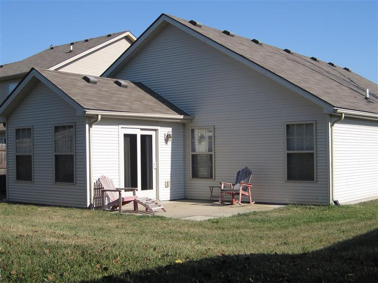 3281 Sandersville Road Lexington, KY 40511 - Photo 16 of 17 An outstanding sanctuary for reading boo