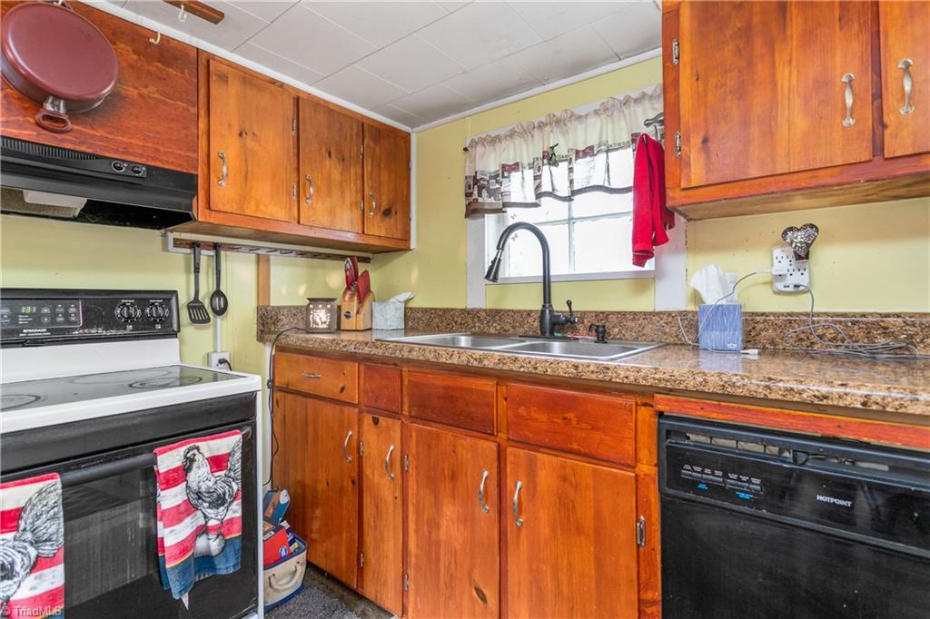 2396 Flat Swamp Road Denton, NC 27239 - Photo 13 of 40 Gallery Image 13