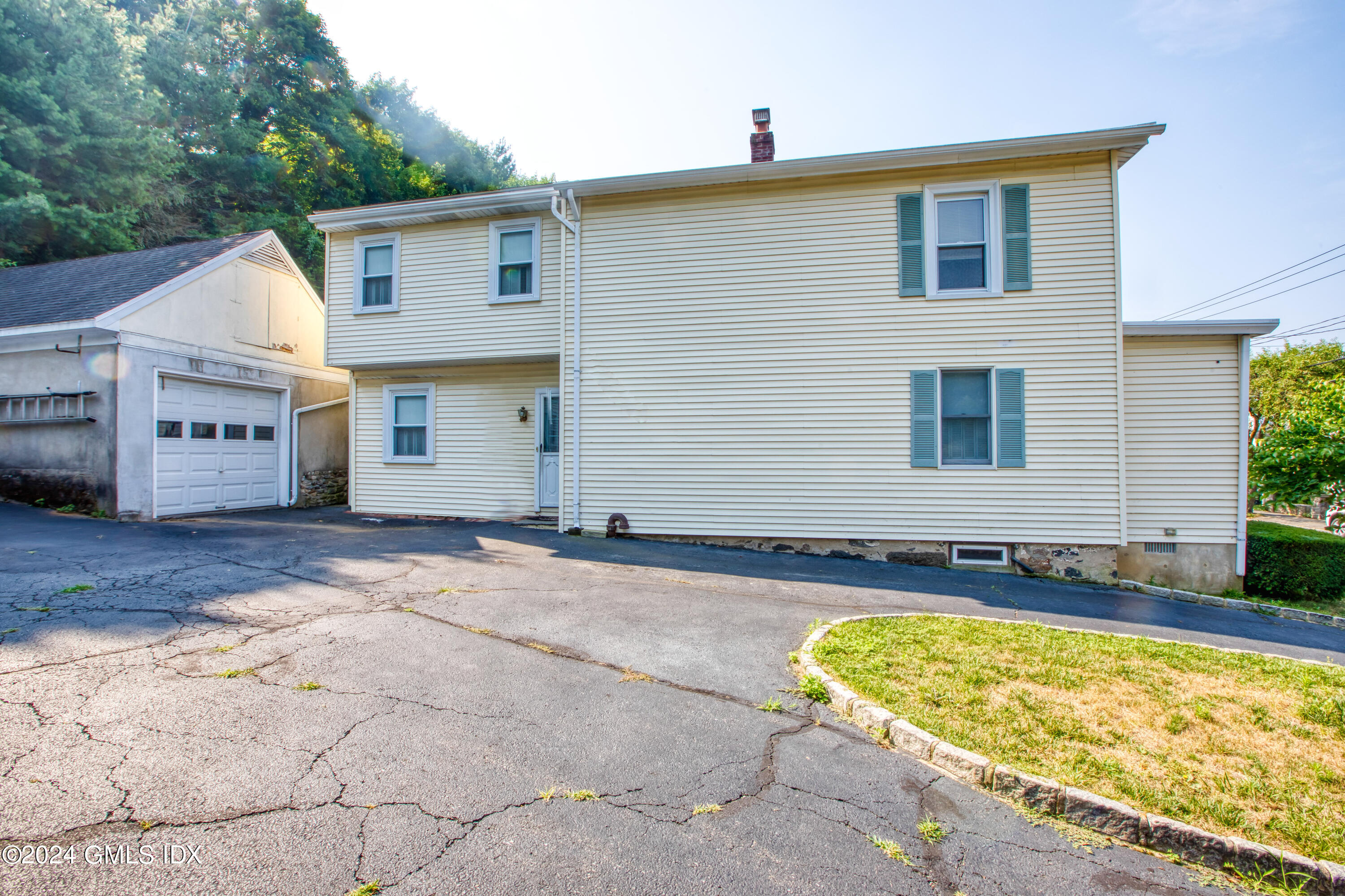 29 Pemberwick Road Greenwich, CT 06831 - Photo 30 of 35 32-864A7997-13