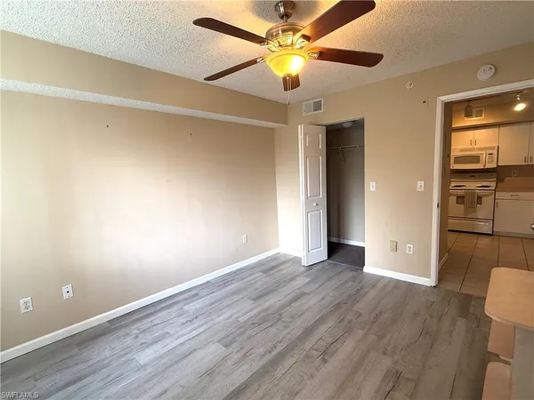 $1,750 | 1865 Florida Club Drive, Unit 6203, Naples, FL 34112