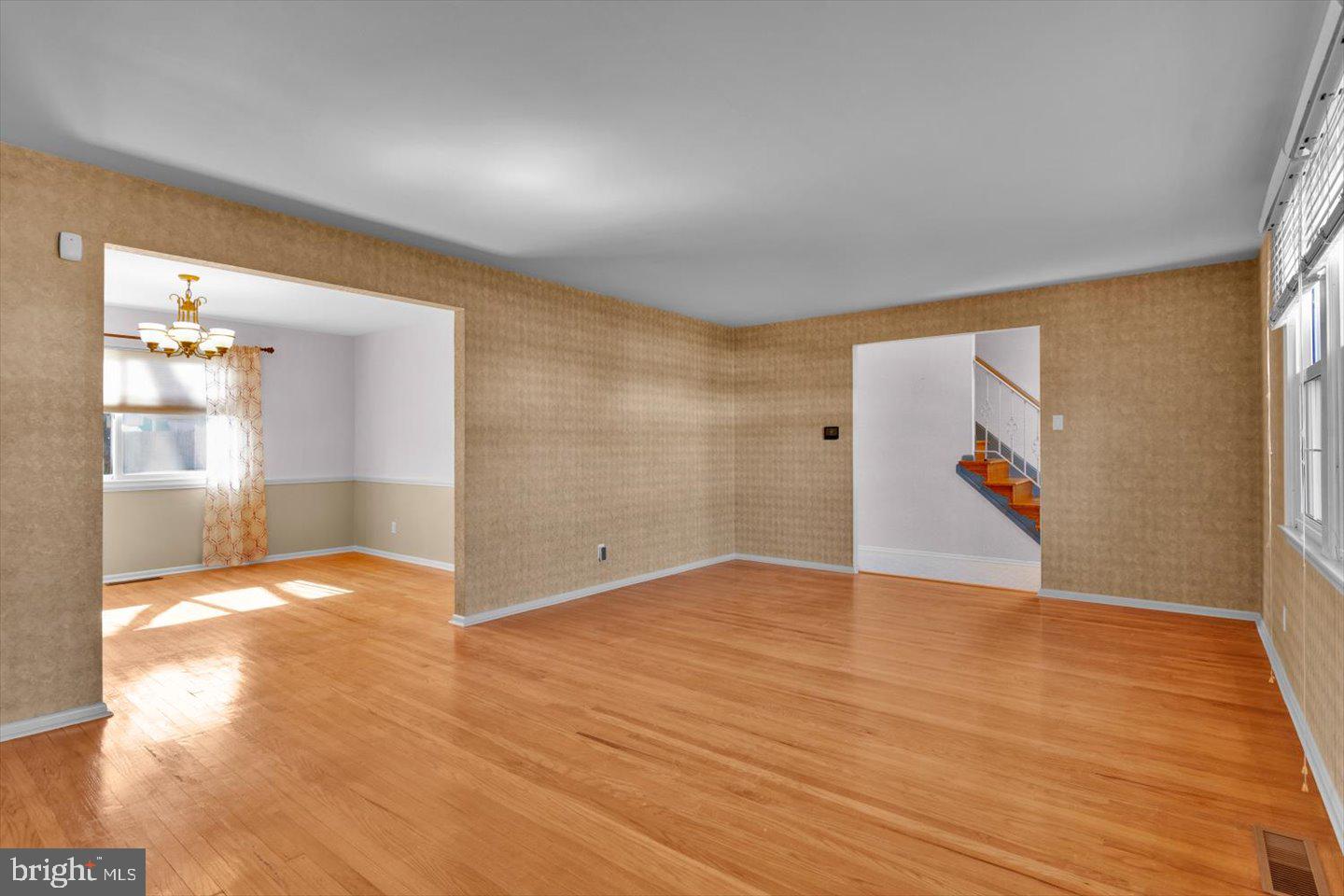 104 Lamp Post Lane Cherry Hill, NJ 08003 - Photo 9 of 44