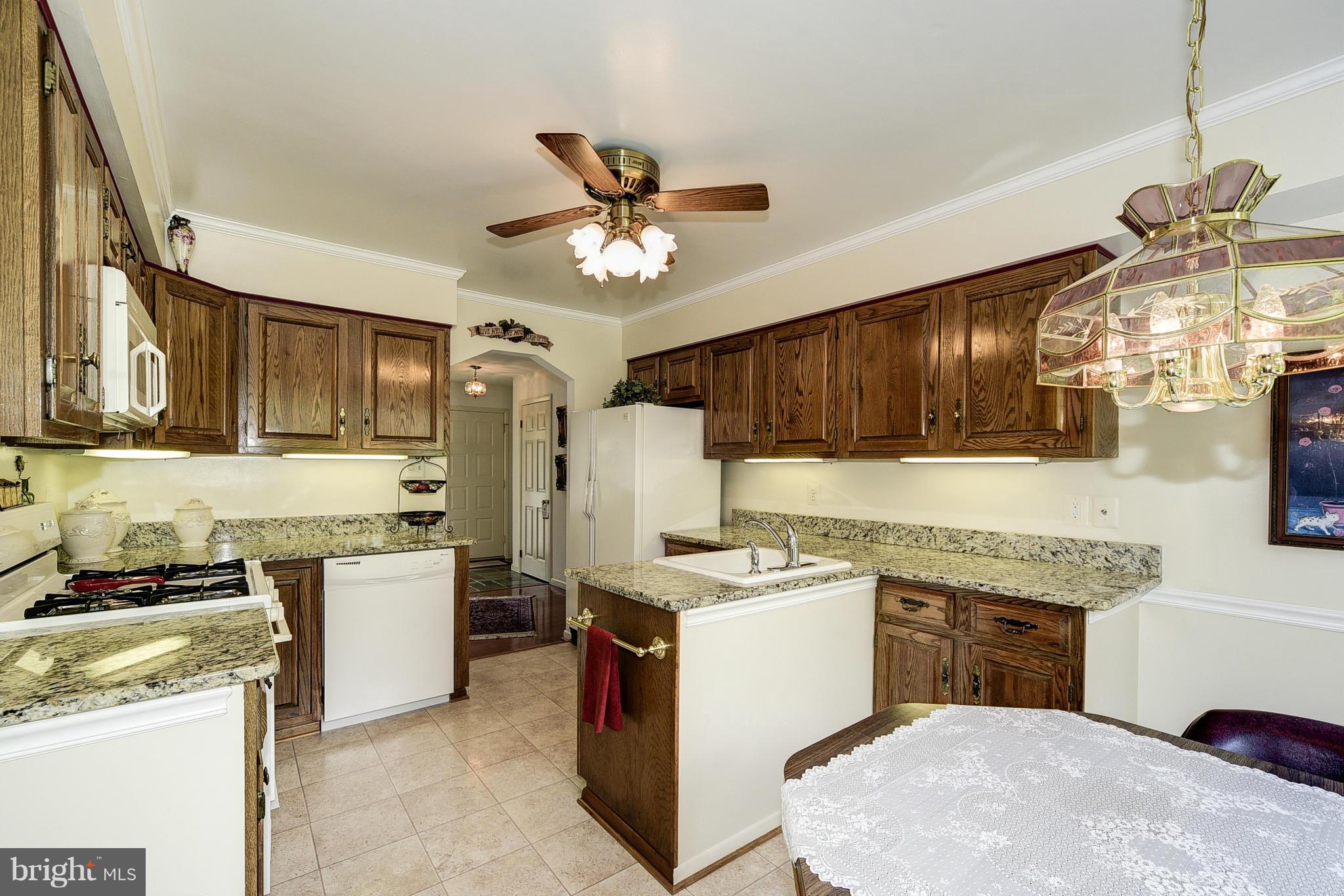 24711 Ridge Road Damascus, MD 20872 - Photo 10 of 30 Kitchen