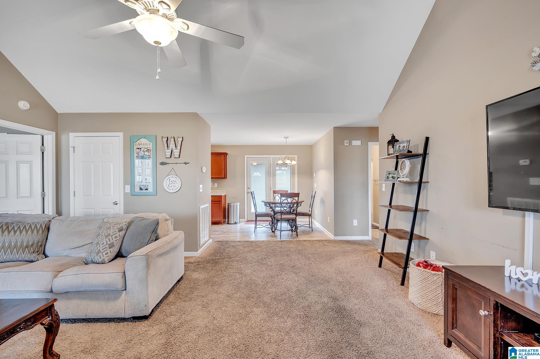 1130 Holt Circle Hayden, AL 35079 - Photo 4 of 27