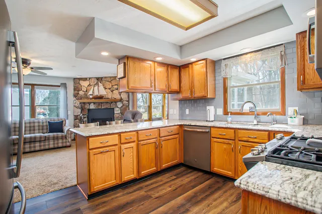 $349,900 | 437 Kenaston Drive, Coldwater, MI 49036