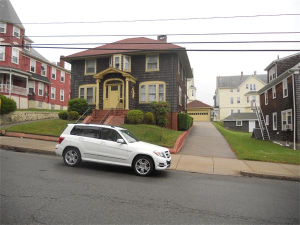 365 Middle Street Fall River, MA 02724 - Photo 1 of 13 Gallery Image 1