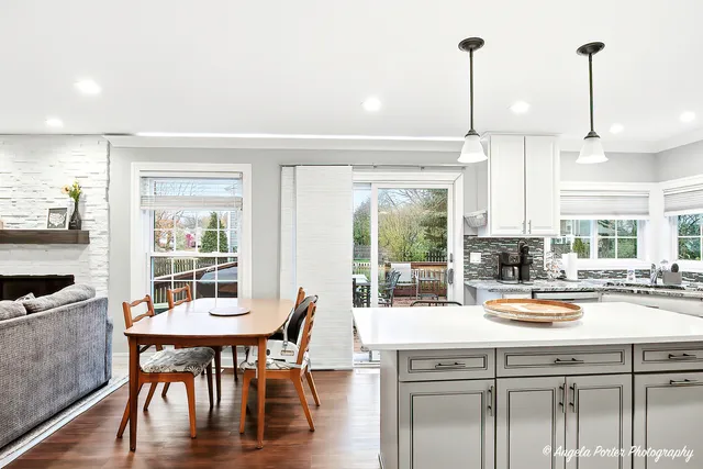 $425,000 | 1670 Yosemite Parkway, Algonquin, IL 60102