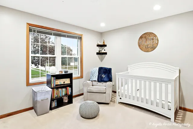 $425,000 | 1670 Yosemite Parkway, Algonquin, IL 60102