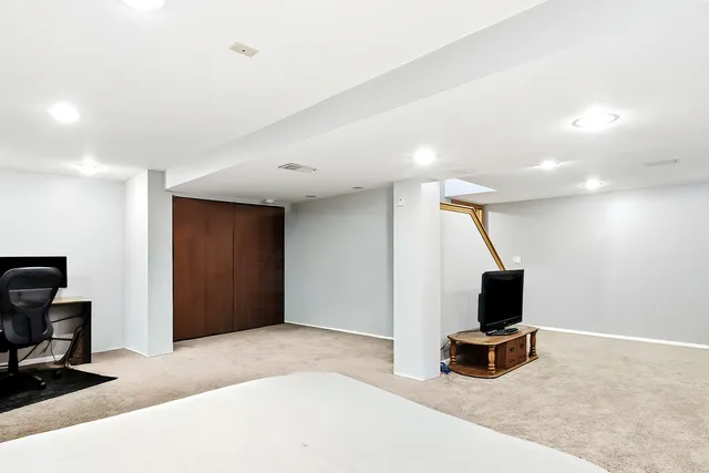 $425,000 | 1670 Yosemite Parkway, Algonquin, IL 60102