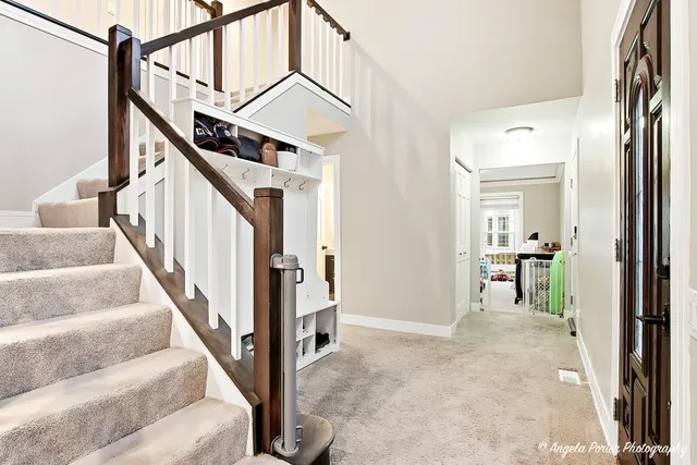 $425,000 | 1670 Yosemite Parkway, Algonquin, IL 60102