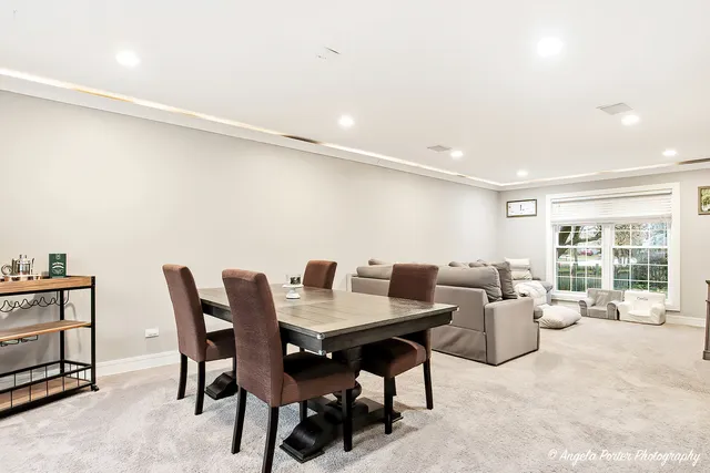 $425,000 | 1670 Yosemite Parkway, Algonquin, IL 60102