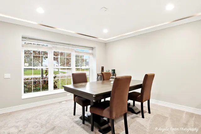 $425,000 | 1670 Yosemite Parkway, Algonquin, IL 60102