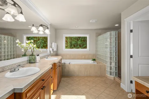 $1,695,000 | 9545 Idel Weiss Lane, Bainbridge Island, WA 98110