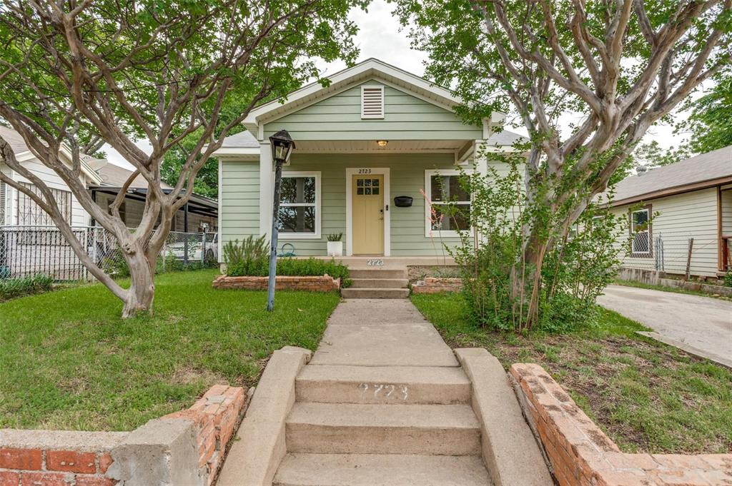 2723 Sharon Street Dallas, TX 75211 - Photo 2 of 25