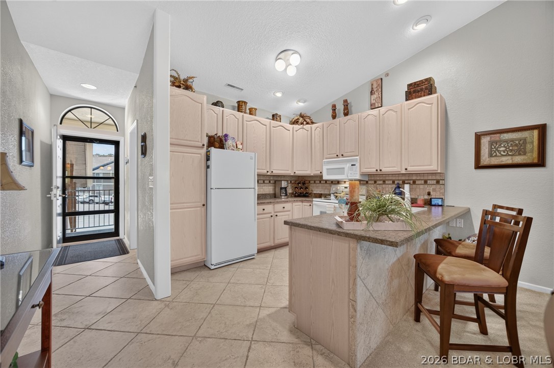 611 Lazy Days Road, Unit H11 Osage Beach, MO 65065 - Photo 11 of 51 Gallery Image 11
