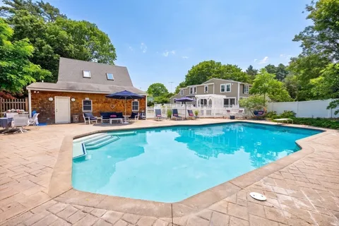 $1,675,000 | 39 Ryder Lane, Marion, MA 02738