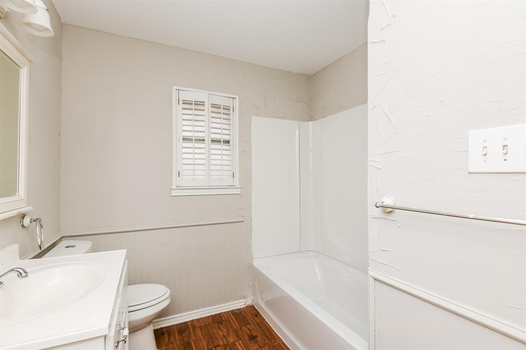 918 Kerry Street Benbrook, TX 76126 - Photo 14 of 15