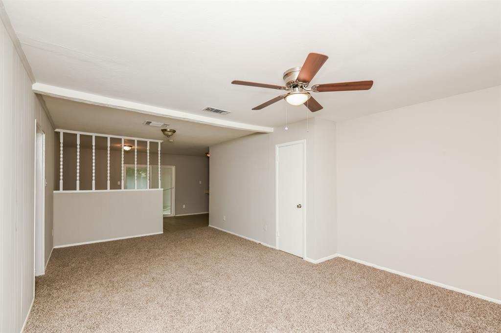 918 Kerry Street Benbrook, TX 76126 - Photo 2 of 15