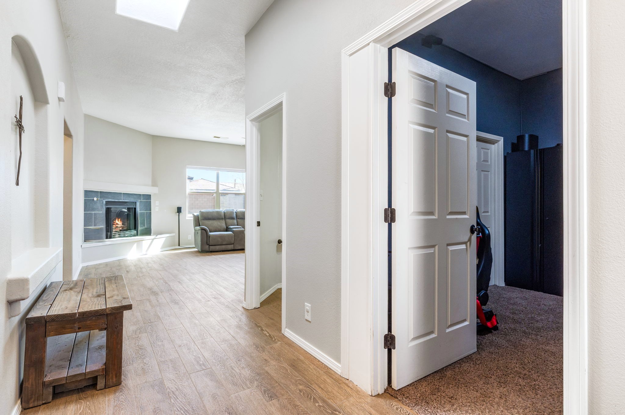 200 Aldaba Circle Northeast Rio Rancho, NM 87124 - Photo 3 of 39