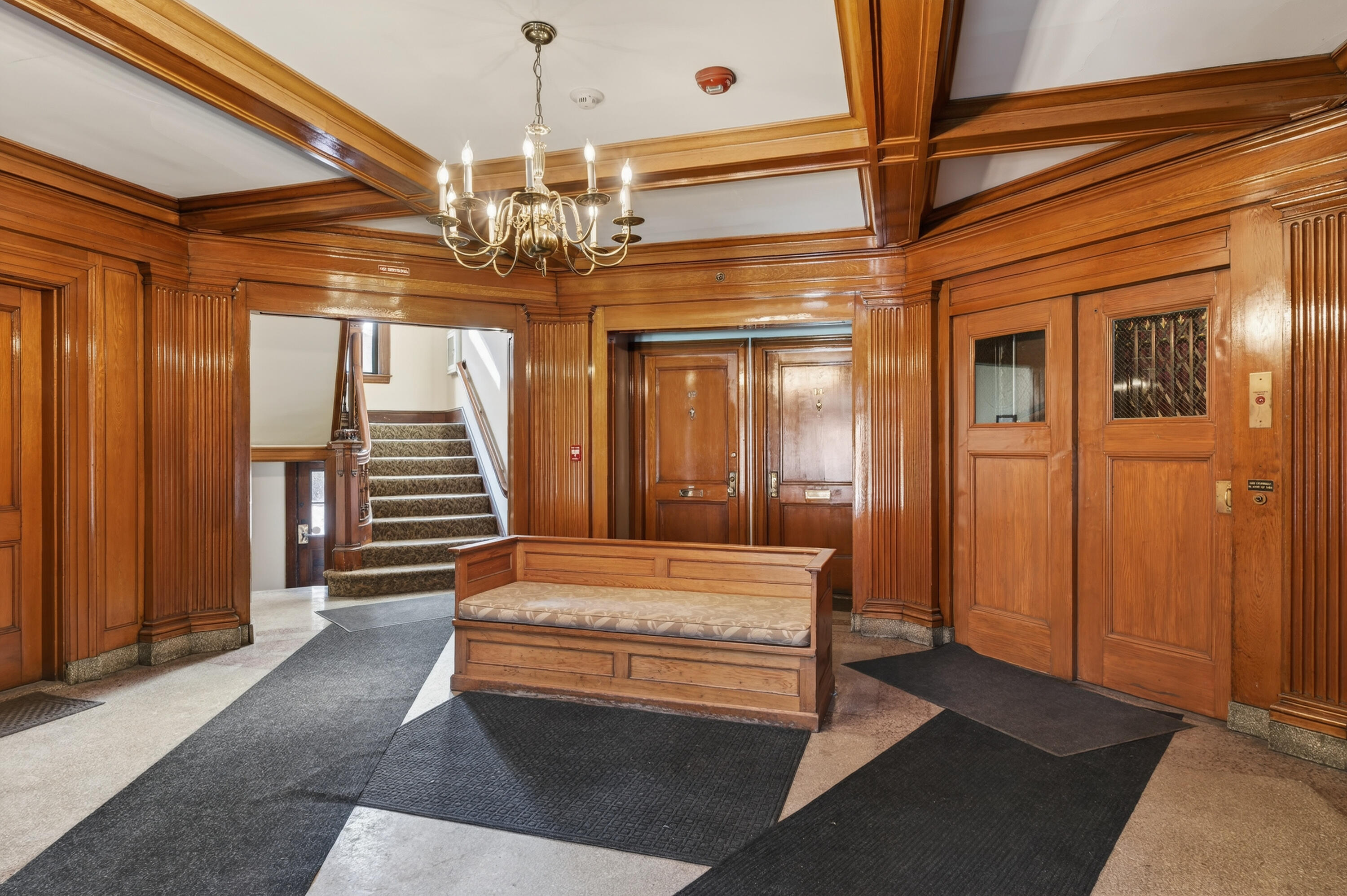 180 High Street, Unit 24 Portland, ME 04101 - Photo 2 of 26 107_180 High Street_MorneauStudios_print