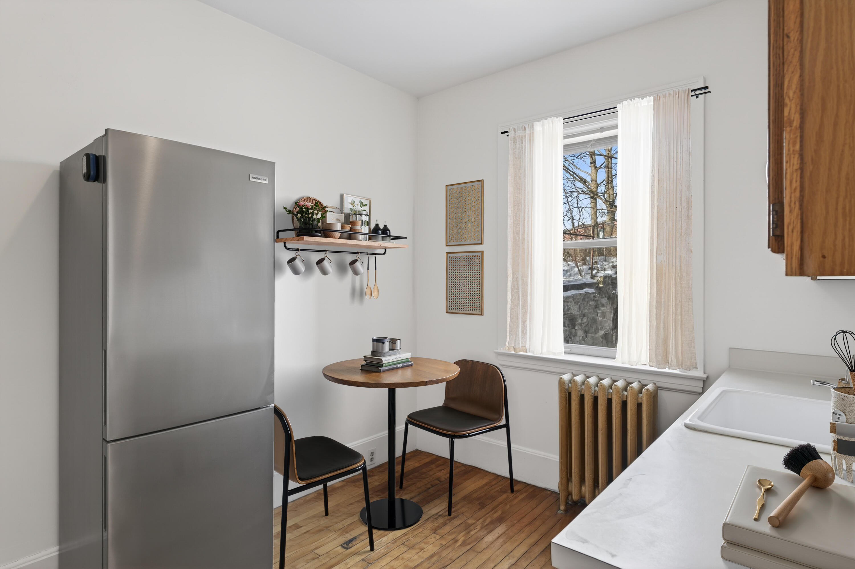 180 High Street, Unit 24 Portland, ME 04101 - Photo 4 of 26 117_180 High Street_MorneauStudios_print