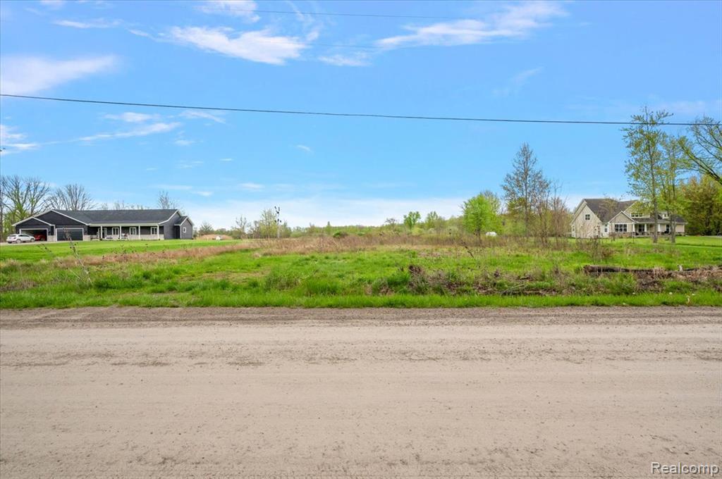 28 28 Mile Road Ray, MI 48096 - Photo 5 of 26