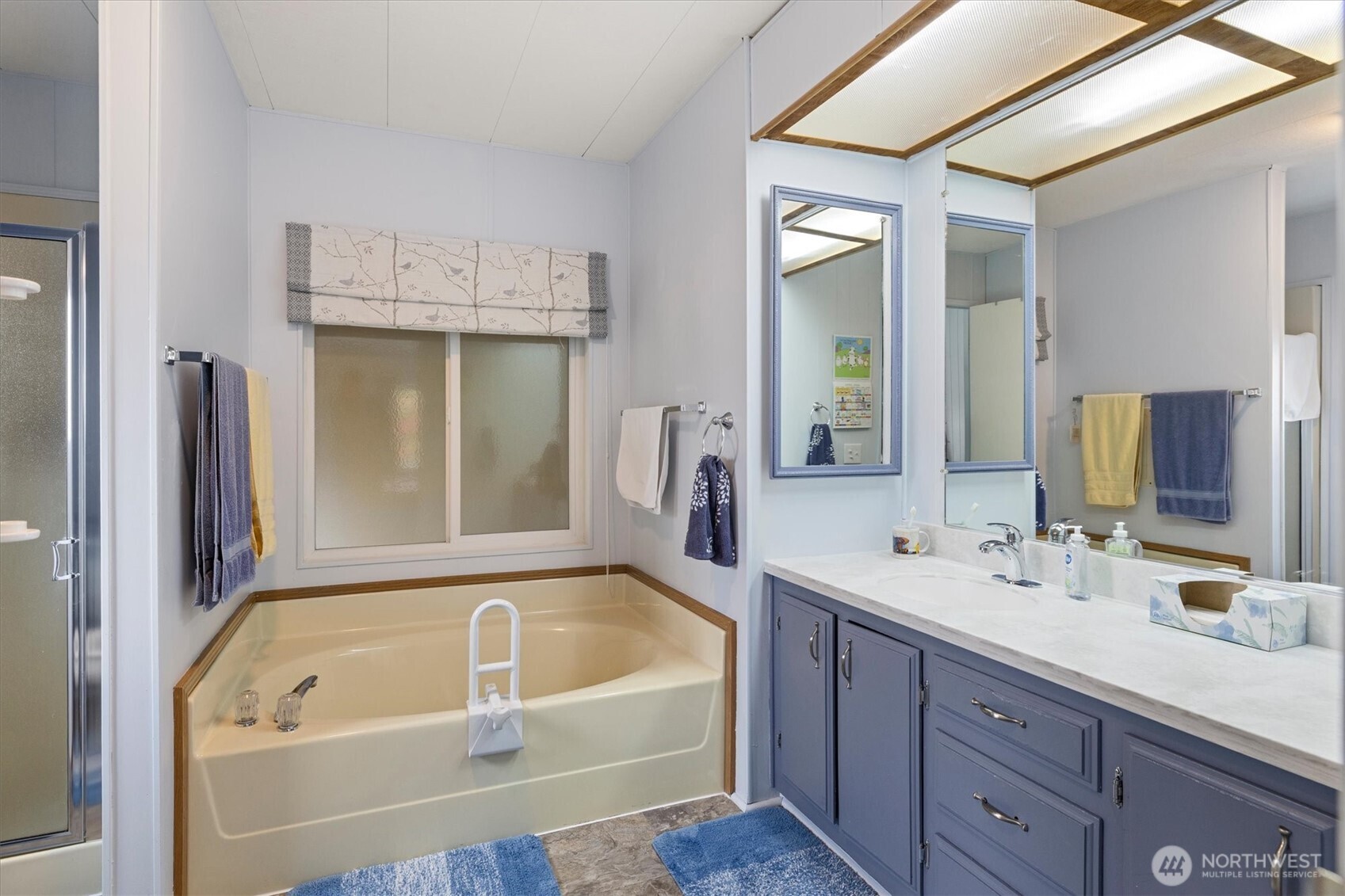 11436 Southeast 208th Street, Unit 124 Kent, WA 98031 - Photo 20 of 26