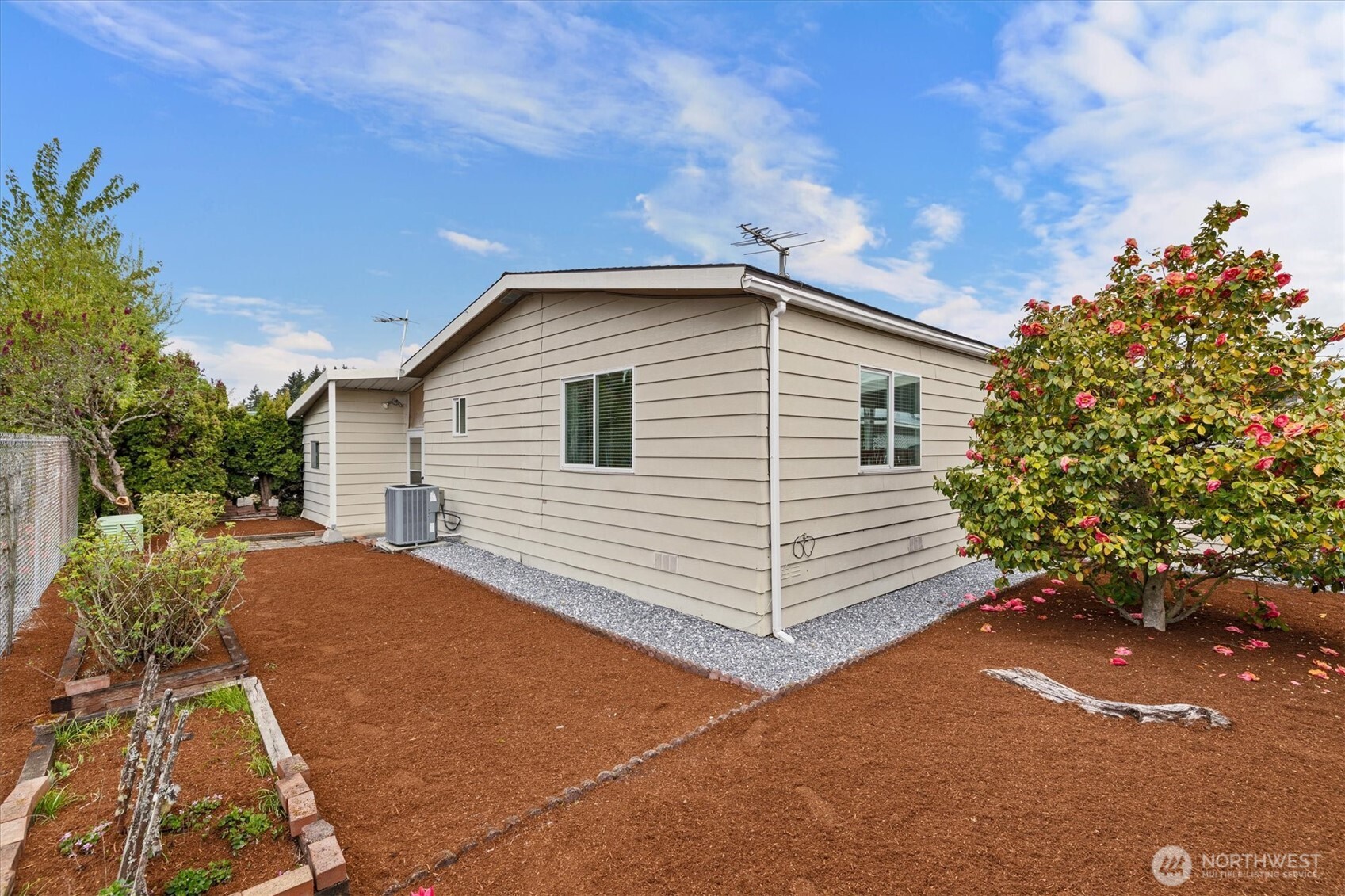 11436 Southeast 208th Street, Unit 124 Kent, WA 98031 - Photo 25 of 26