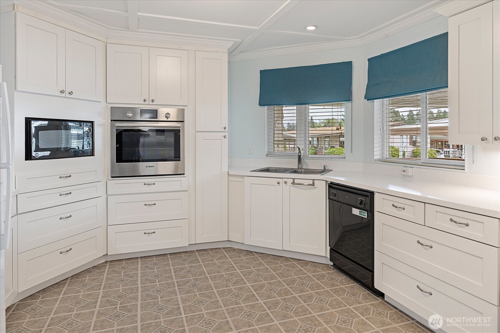 11436 Southeast 208th Street, Unit 124 Kent, WA 98031 - Photo 9 of 26