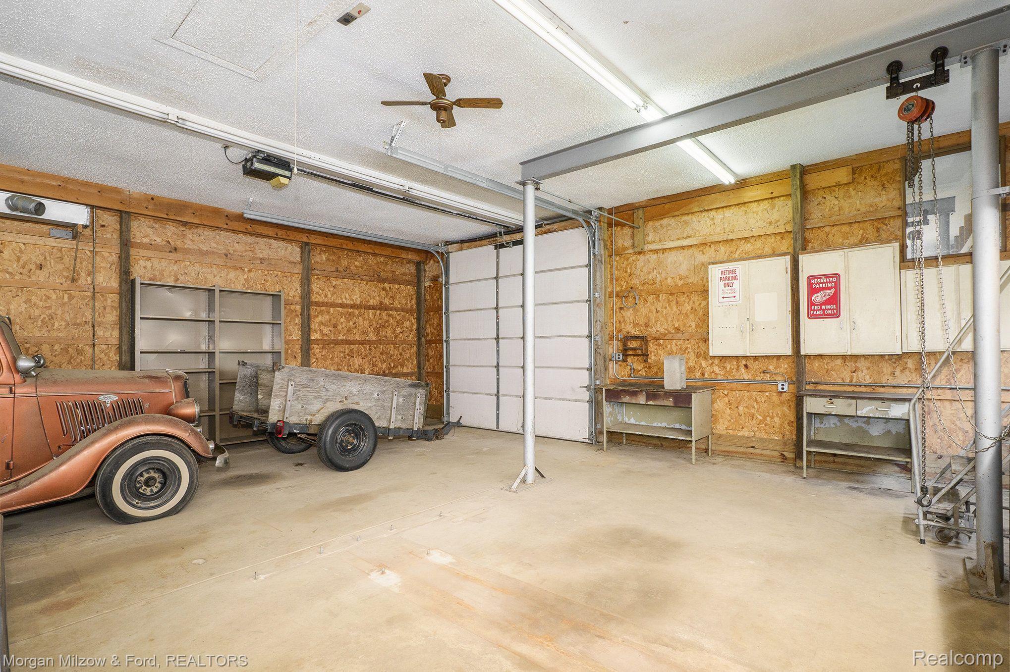 6387 Shappie Road Clarkston, MI 48348 - Photo 29 of 42 Another look inside