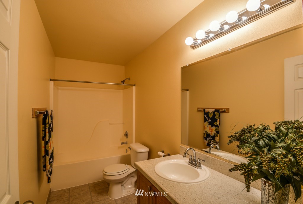 24203 13th Place West Bothell, WA 98021 - Photo 16 of 19