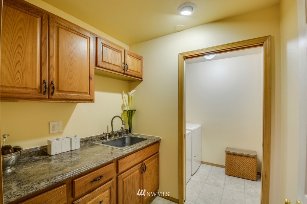 24203 13th Place West Bothell, WA 98021 - Photo 17 of 19